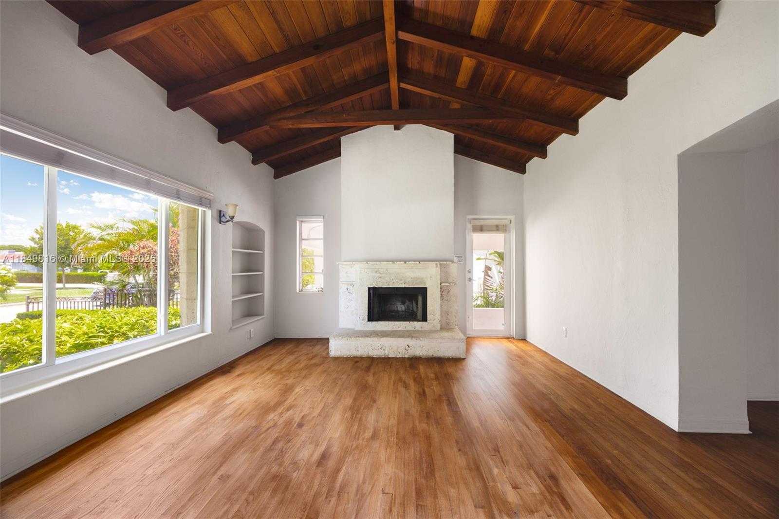 Small Image of 451 SOUTH WEST 25TH RD, Miami Number 3