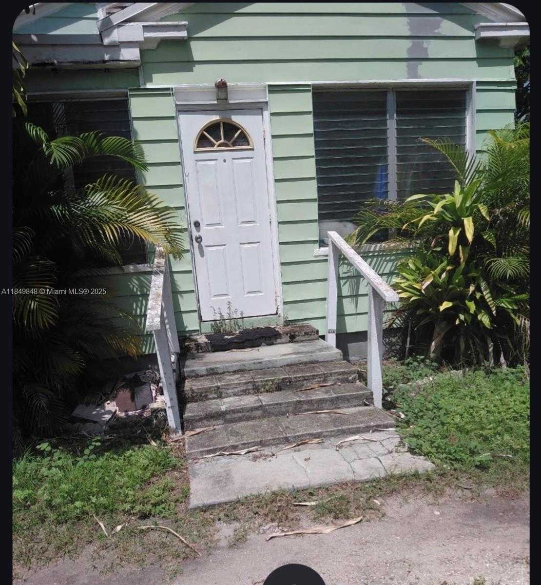 Small Image of 342 WEST SAGAMORE AVE, Other City - In The State Of Florida Number 3