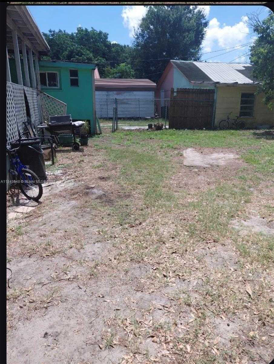 Small Image of 342 WEST SAGAMORE AVE, Other City - In The State Of Florida Number 9