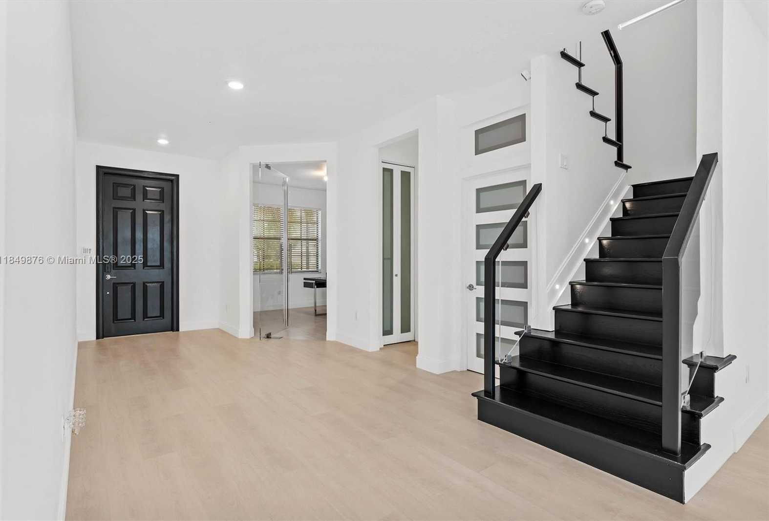 Small Image of 3520 HALDIN PL, Royal Palm Beach Number 16