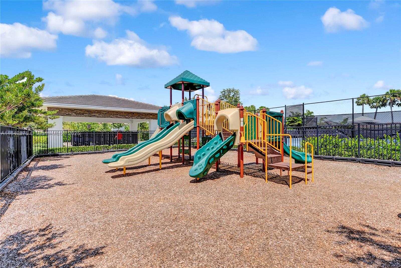 Small Image of 3520 HALDIN PL, Royal Palm Beach Number 51