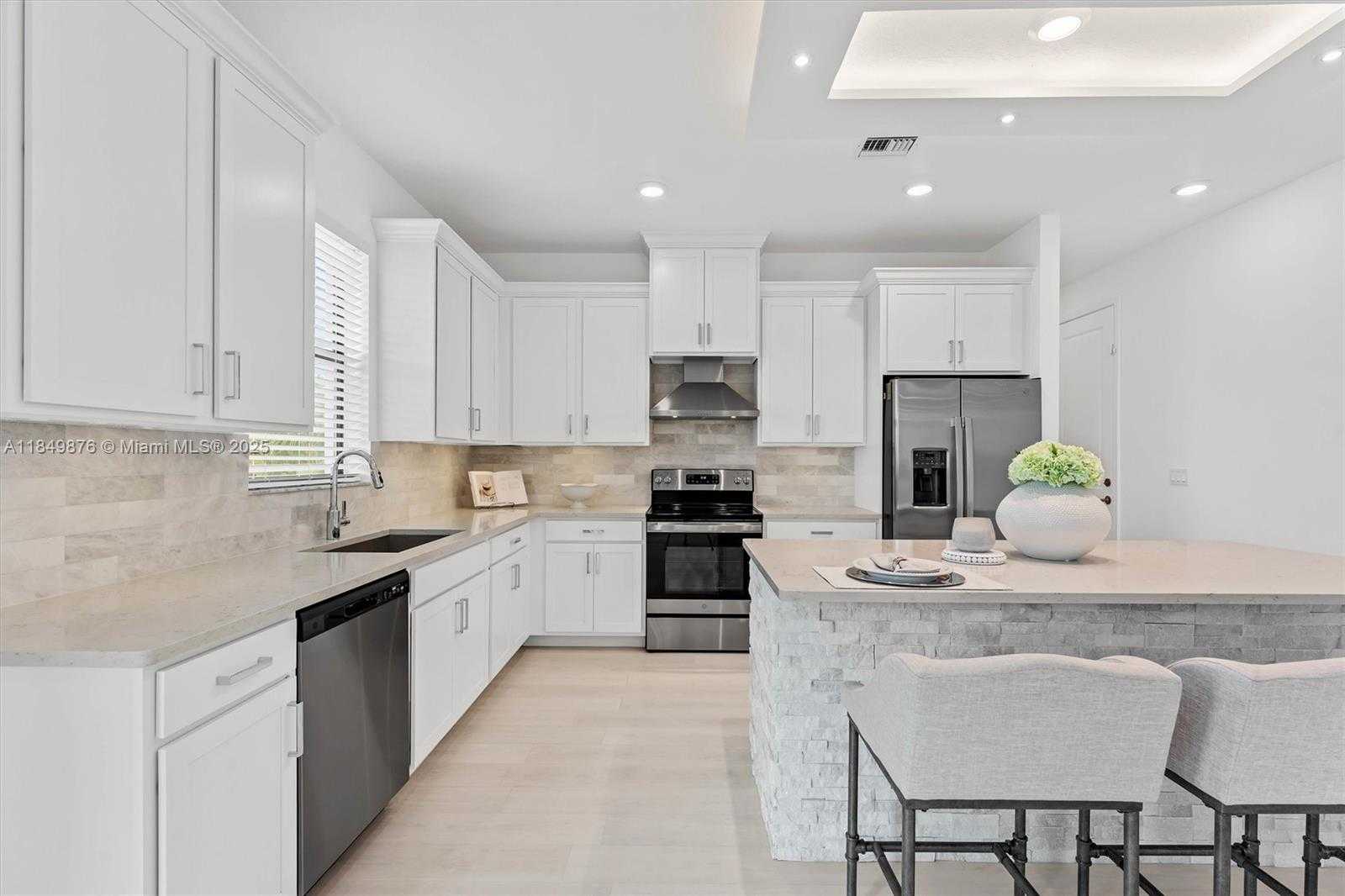 Small Image of 3520 HALDIN PL, Royal Palm Beach Number 6