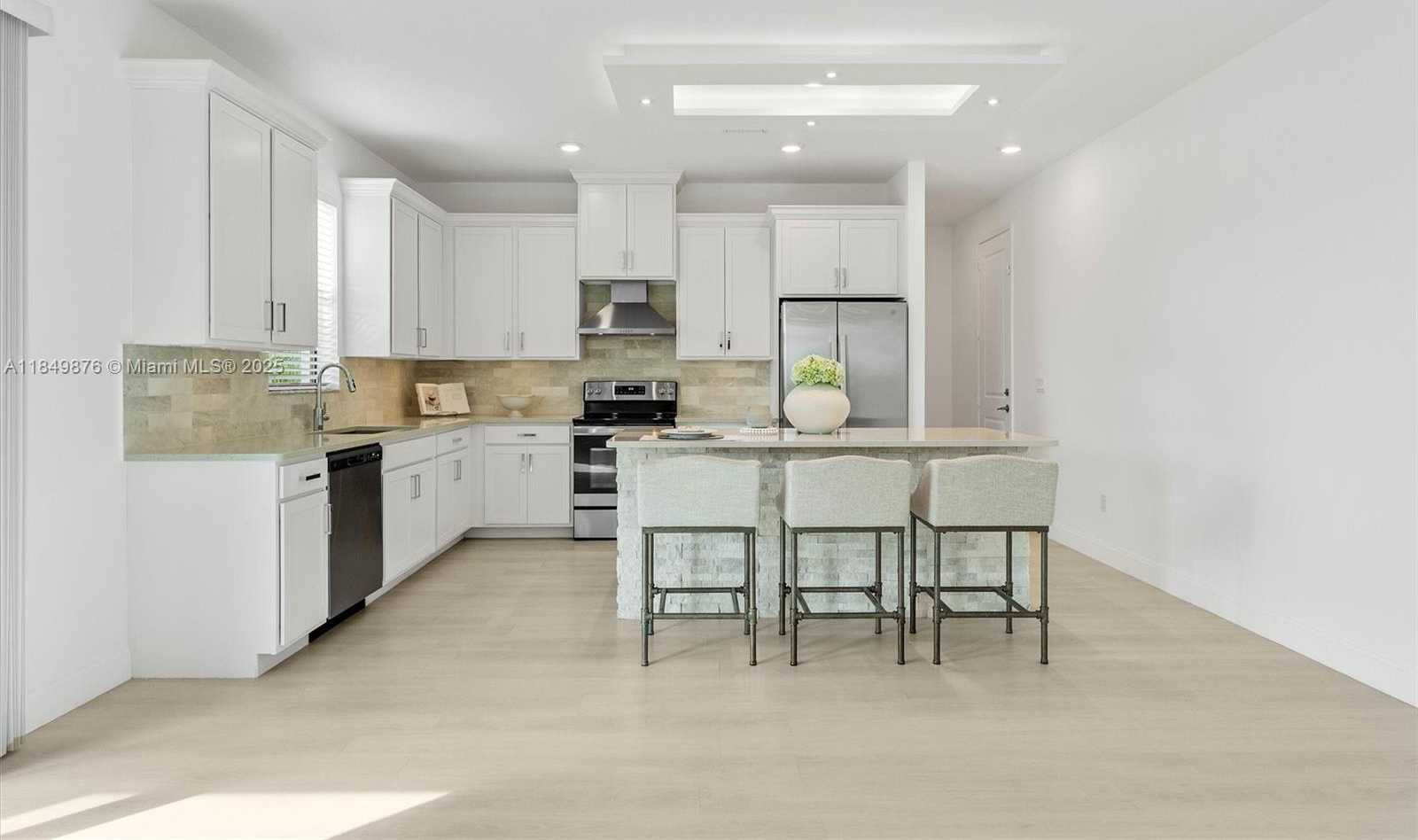Small Image of 3520 HALDIN PL, Royal Palm Beach Number 7