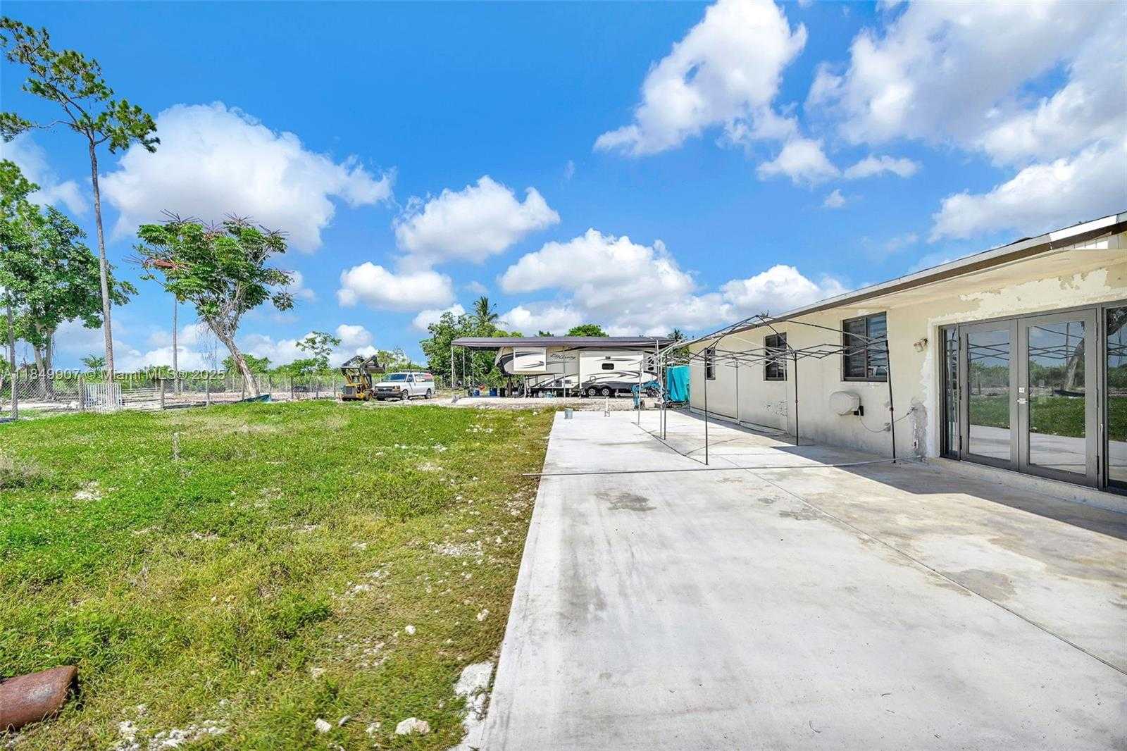Small Image of 19777 SOUTH WEST 334TH ST, Homestead Number 51