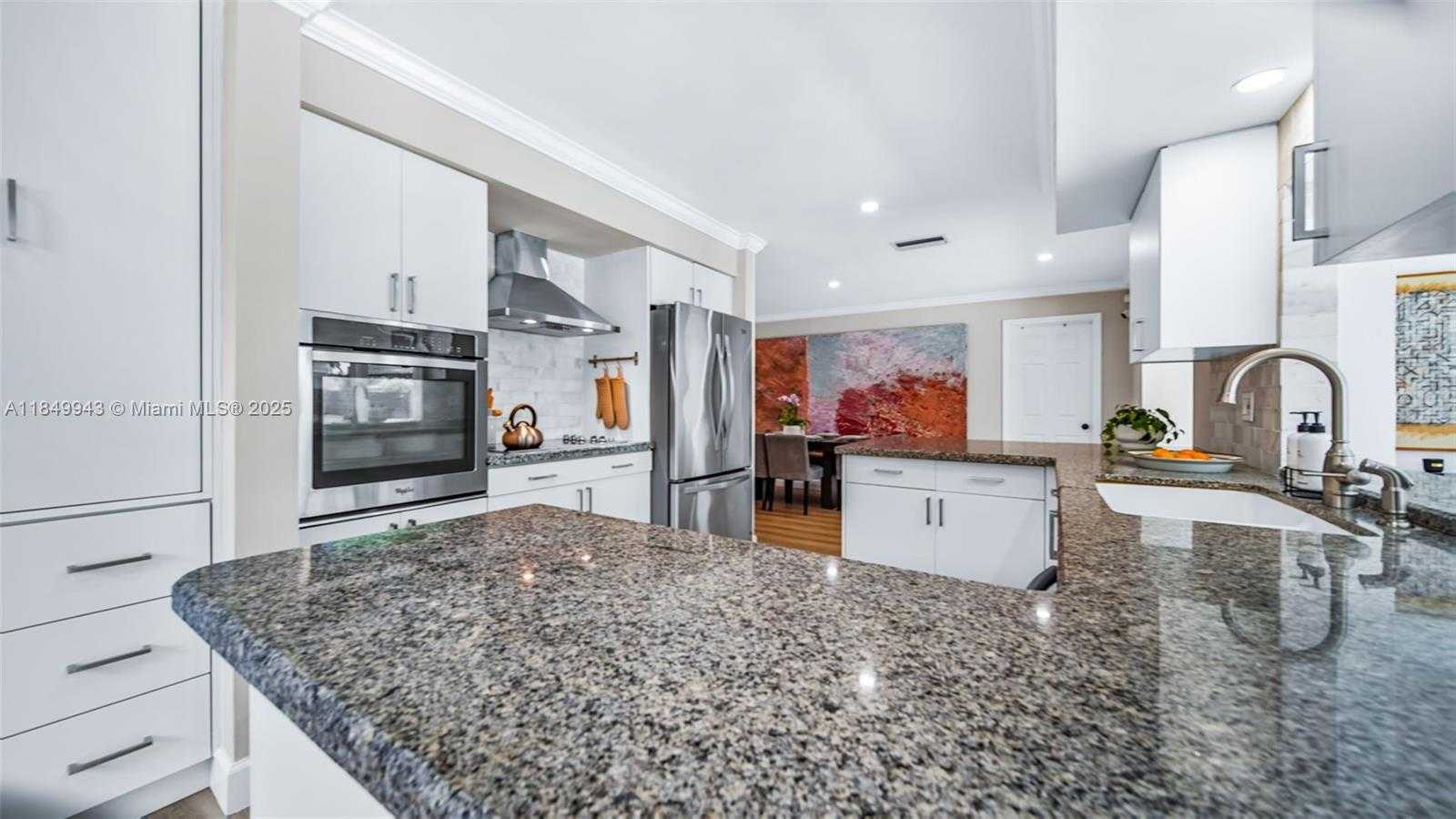 Small Image of 5212 TAFT ST, Hollywood Number 12