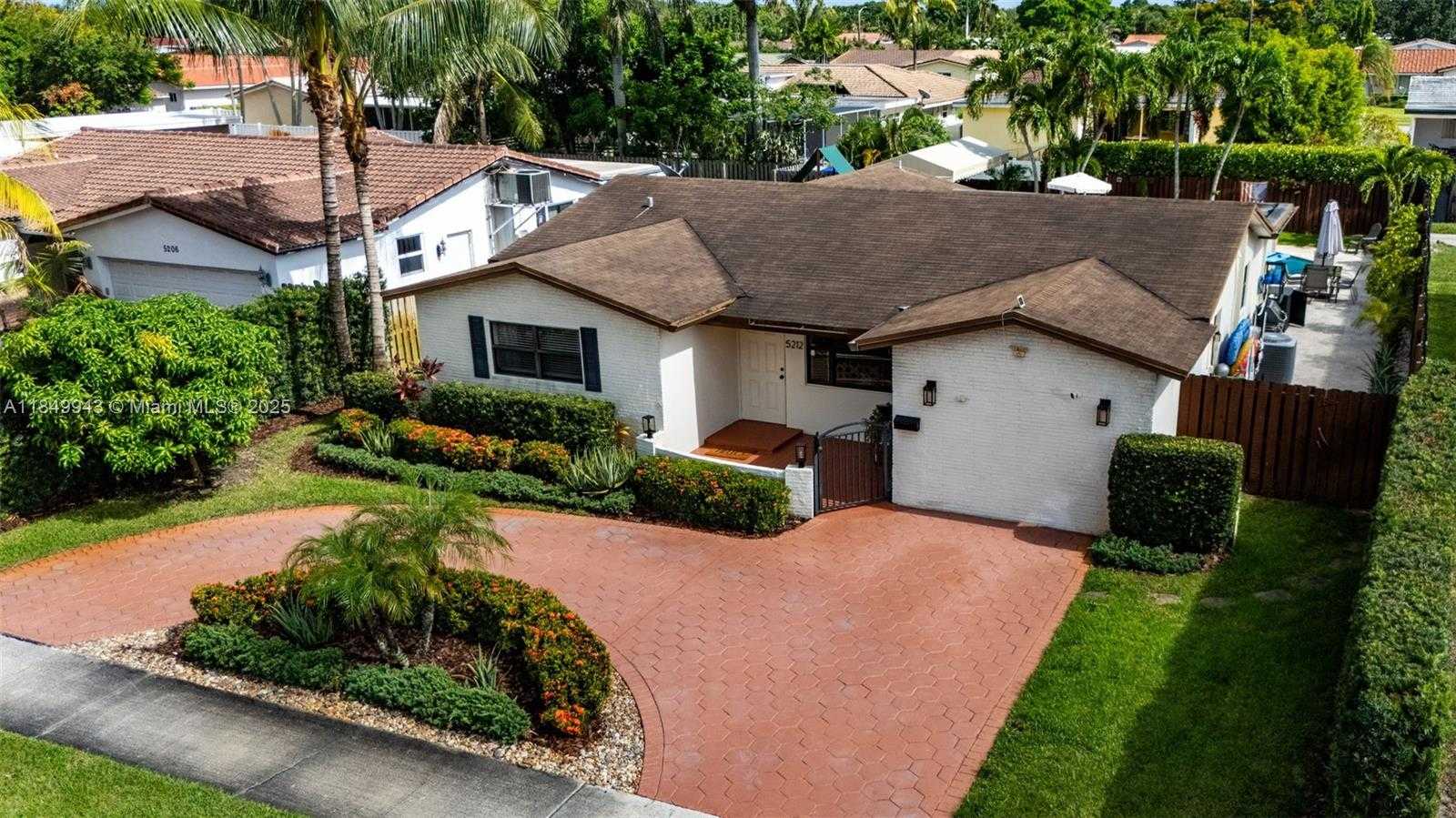 Small Image of 5212 TAFT ST, Hollywood Number 33