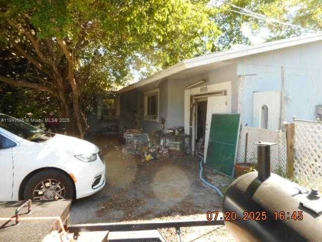 Small Image of 19010 BEL AIRE DR, Cutler Bay Number 20