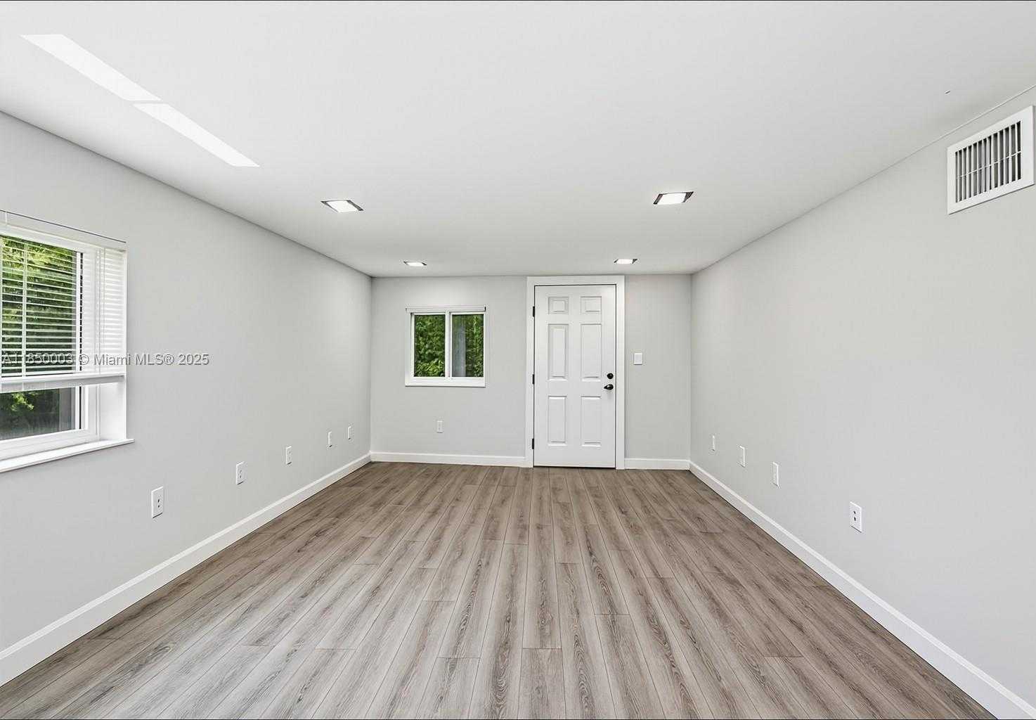 Small Image of 2897 NORTH EAST 12TH AVE, Pompano Beach Number 20