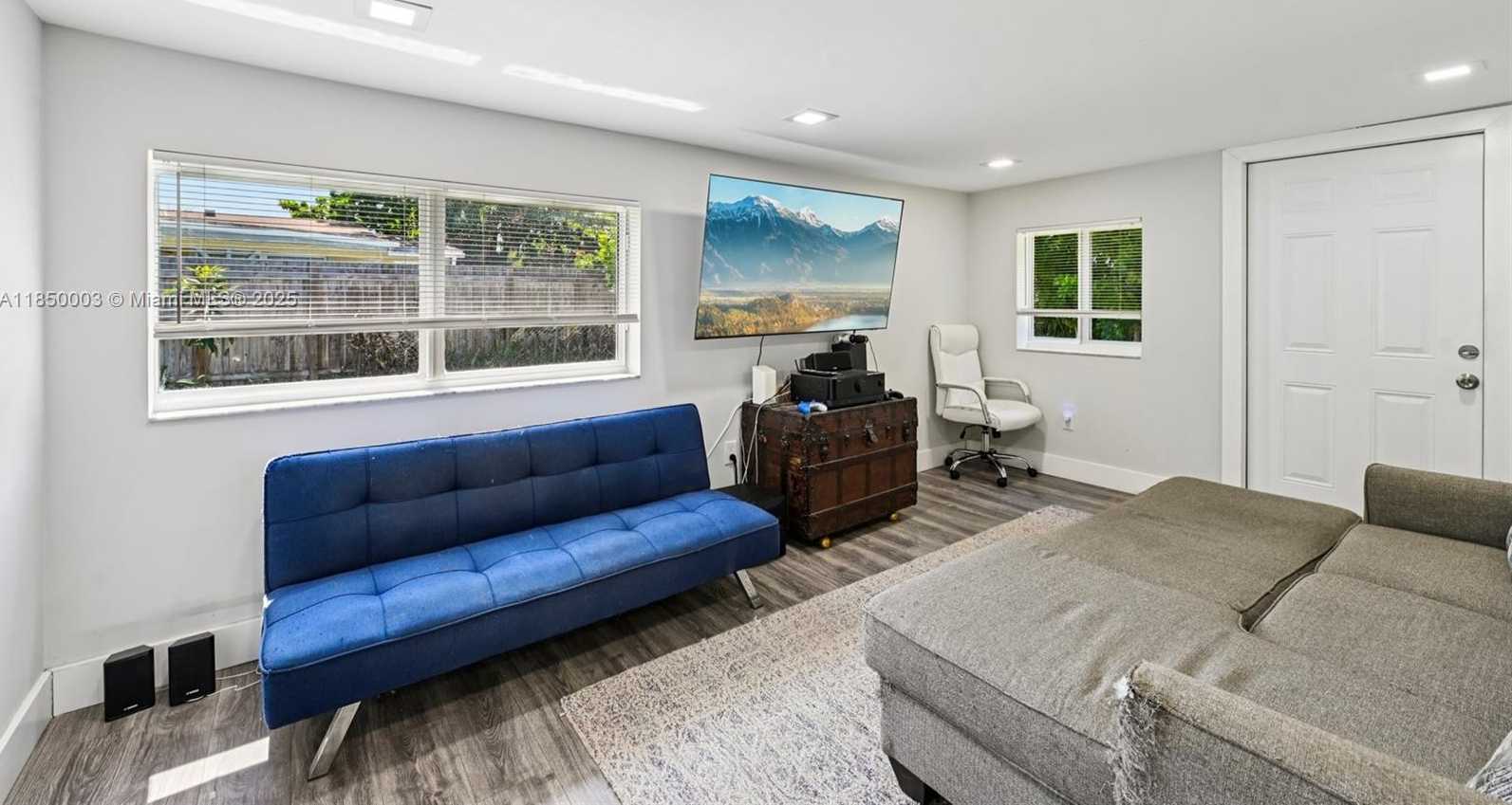 Small Image of 2897 NORTH EAST 12TH AVE, Pompano Beach Number 21
