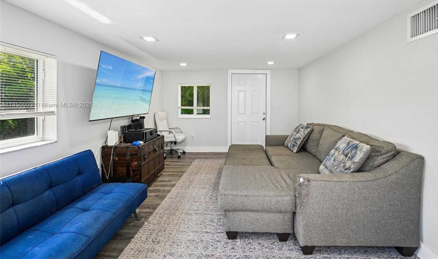 Small Image of 2897 NORTH EAST 12TH AVE, Pompano Beach Number 22