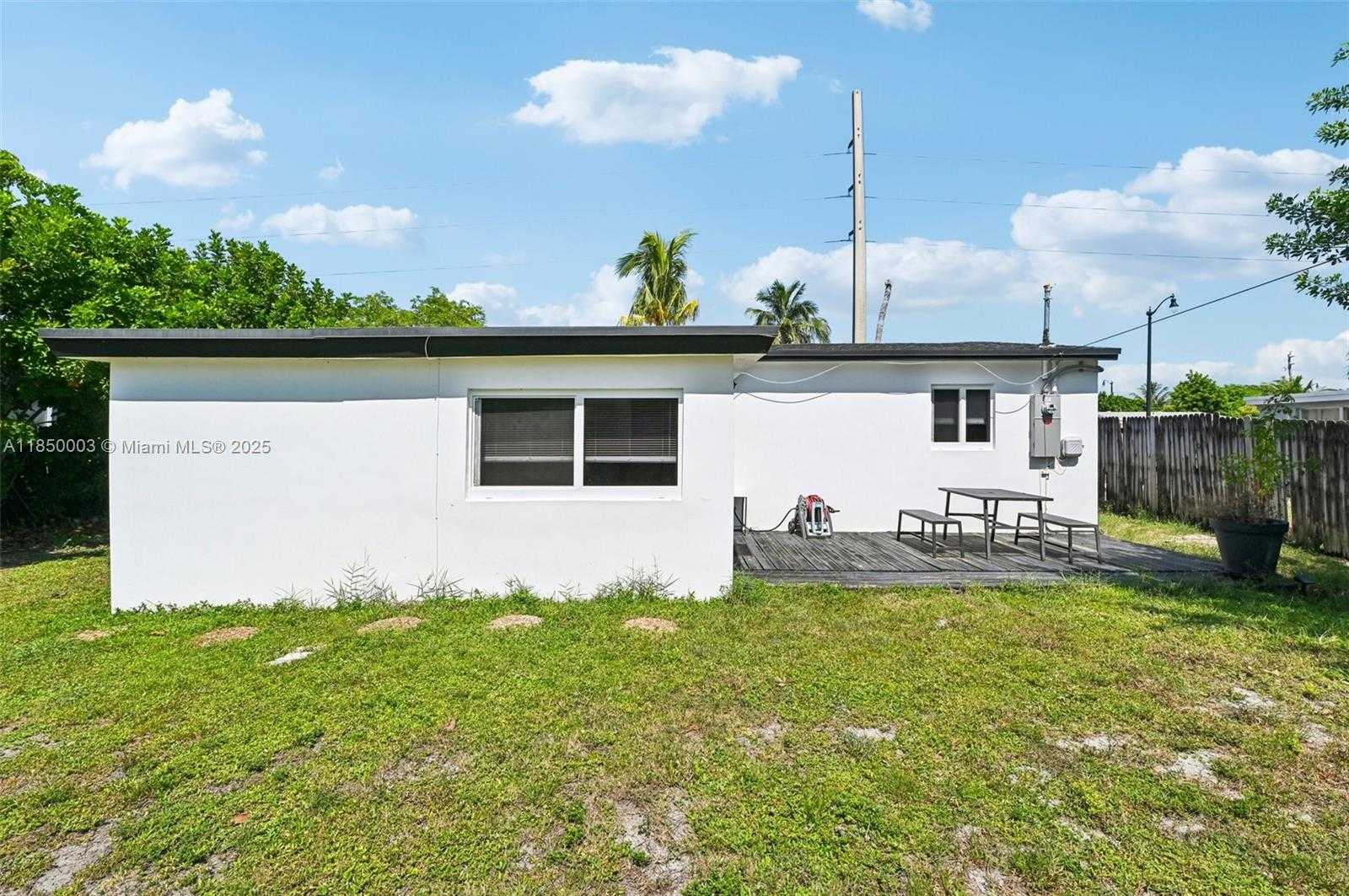 Small Image of 2897 NORTH EAST 12TH AVE, Pompano Beach Number 25