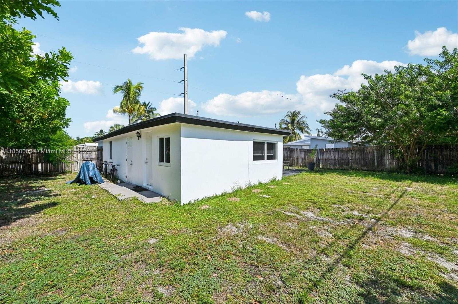 Small Image of 2897 NORTH EAST 12TH AVE, Pompano Beach Number 26