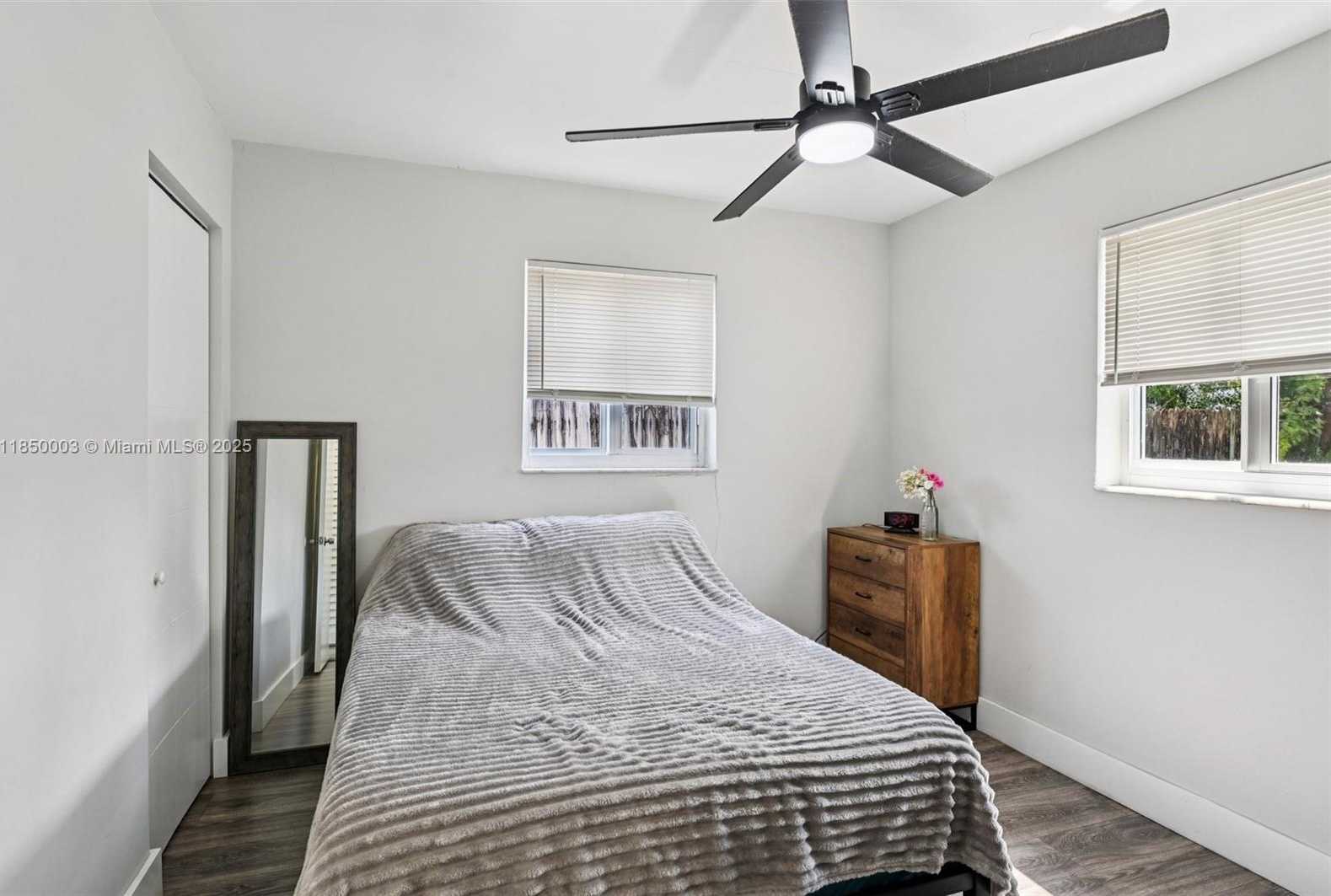 Small Image of 2897 NORTH EAST 12TH AVE, Pompano Beach Number 28
