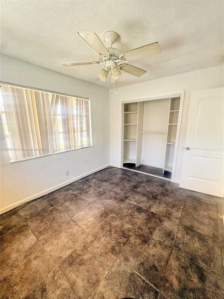 Small Image of 2609 NORTH WEST 54TH ST, Tamarac Number 4