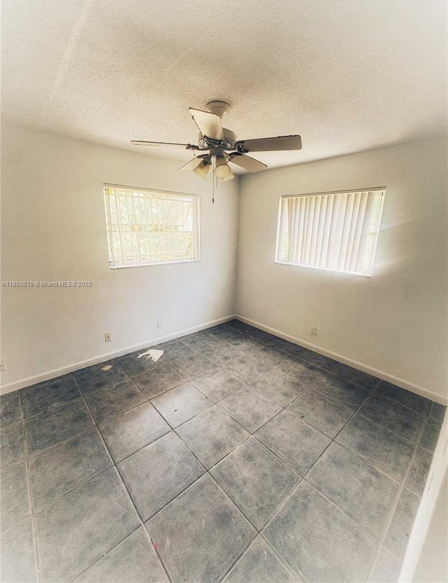 Small Image of 2609 NORTH WEST 54TH ST, Tamarac Number 6