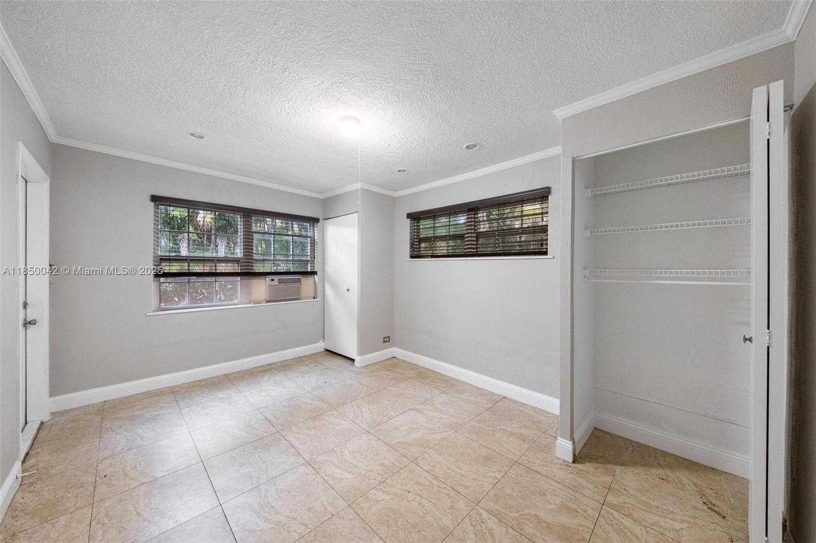 Small Image of 2708 SOUTH WEST 46TH CT, Fort Lauderdale Number 17