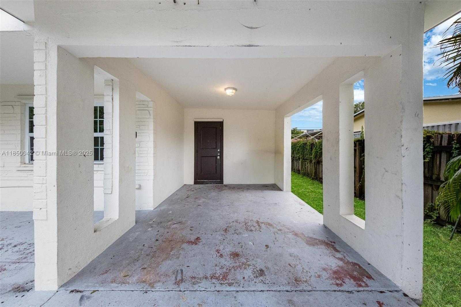 Small Image of 2708 SOUTH WEST 46TH CT, Fort Lauderdale Number 27