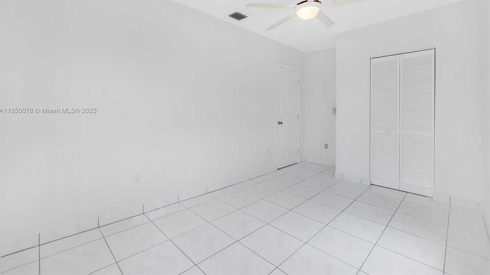 Small Image of 330 WEST 48TH ST, Hialeah Number 10
