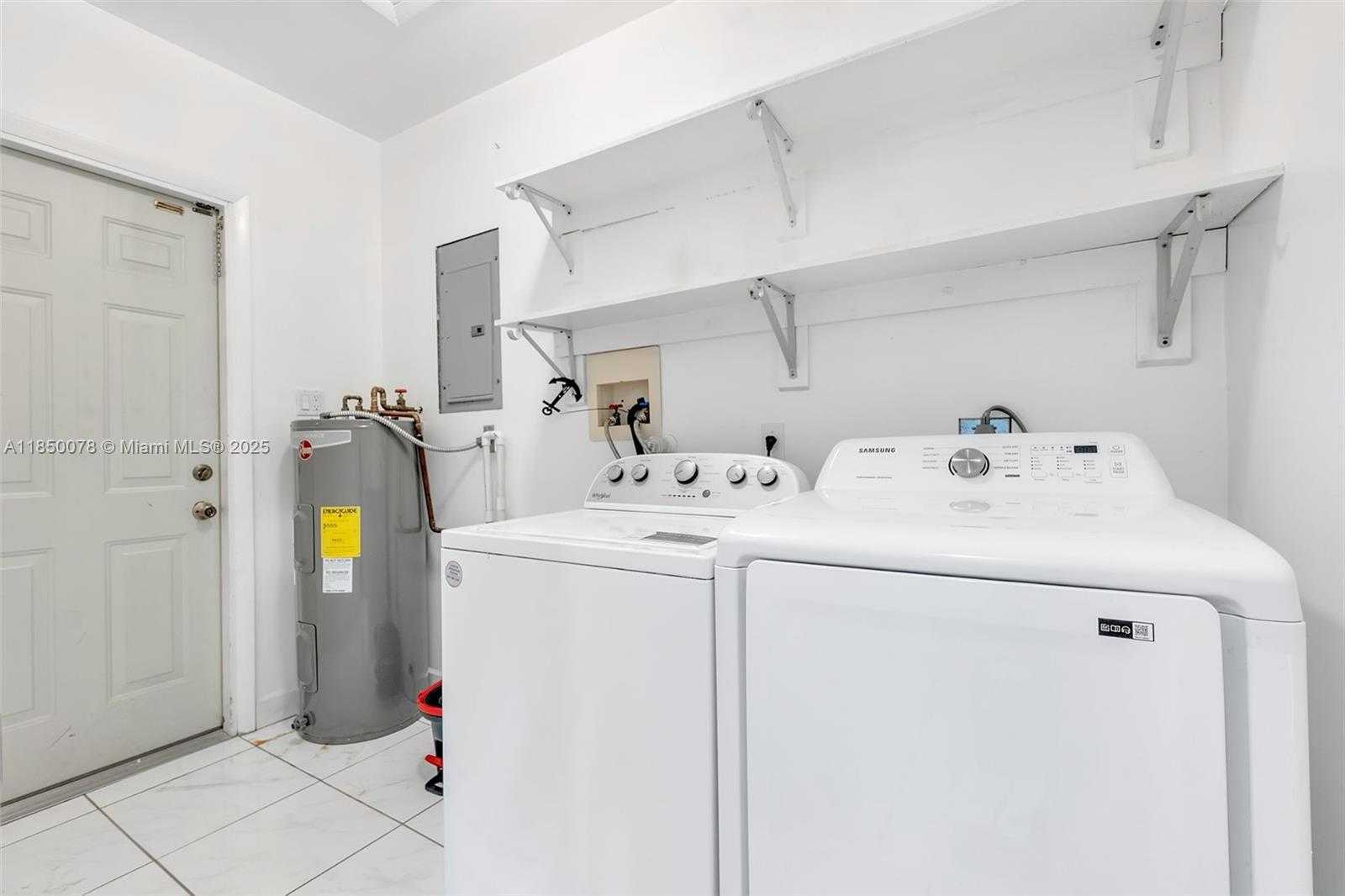 Small Image of 330 WEST 48TH ST, Hialeah Number 32