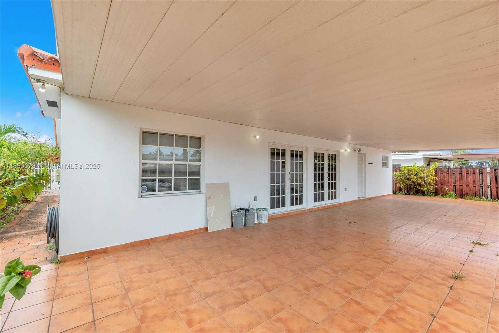 Small Image of 330 WEST 48TH ST, Hialeah Number 36