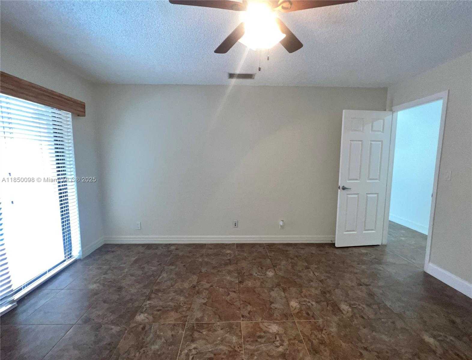 Small Image of 10410 SOUTH WEST 50TH PL, Cooper City Number 21