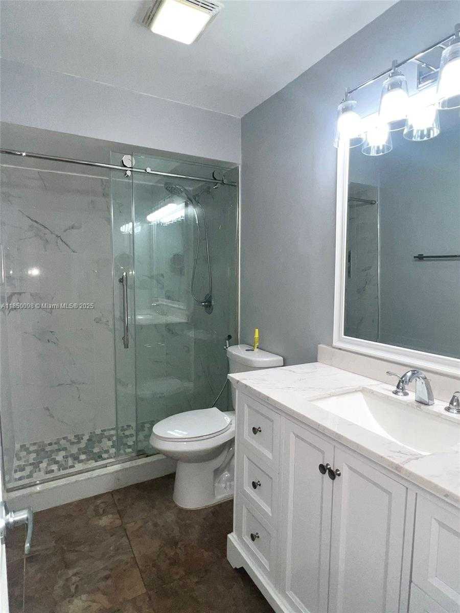 Small Image of 10410 SOUTH WEST 50TH PL, Cooper City Number 28