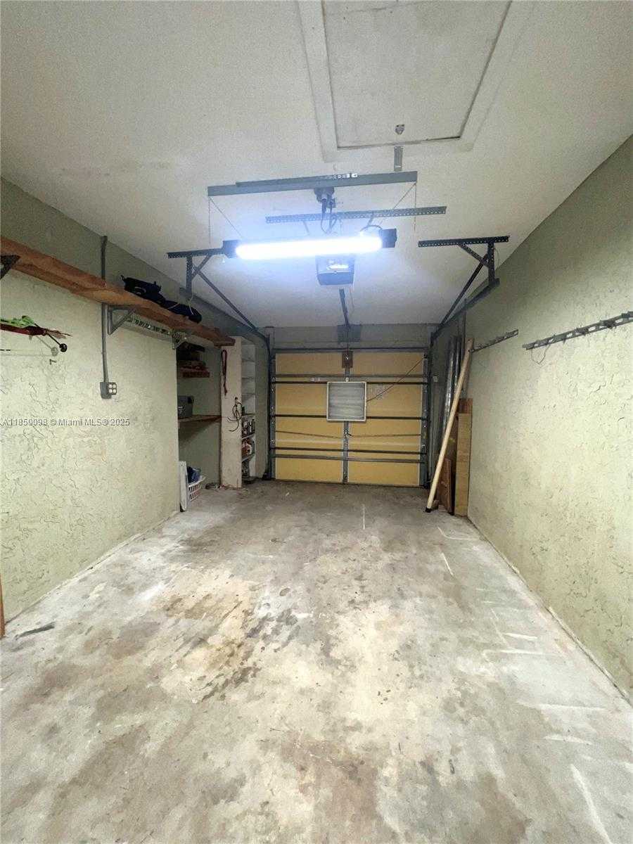 Small Image of 10410 SOUTH WEST 50TH PL, Cooper City Number 30