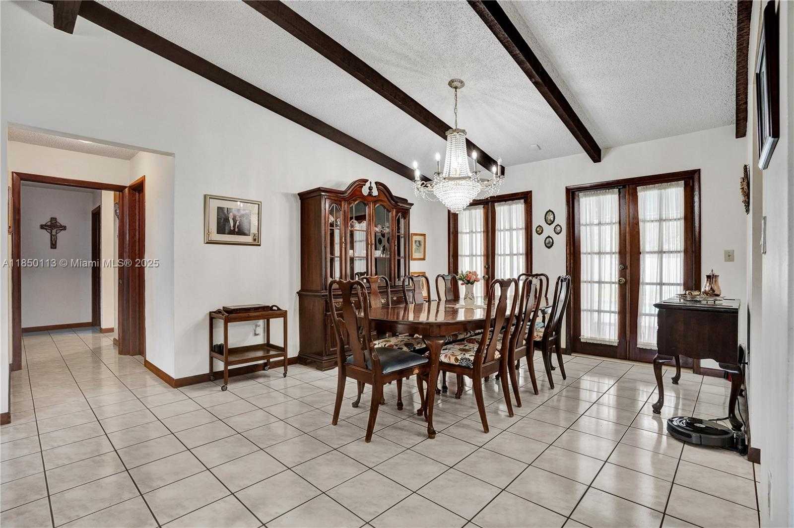 Small Image of 9461 SOUTH WEST 134TH ST, Miami Number 16