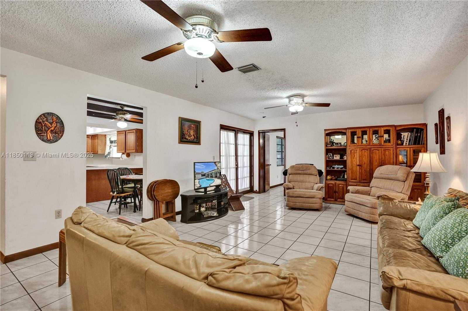 Small Image of 9461 SOUTH WEST 134TH ST, Miami Number 9