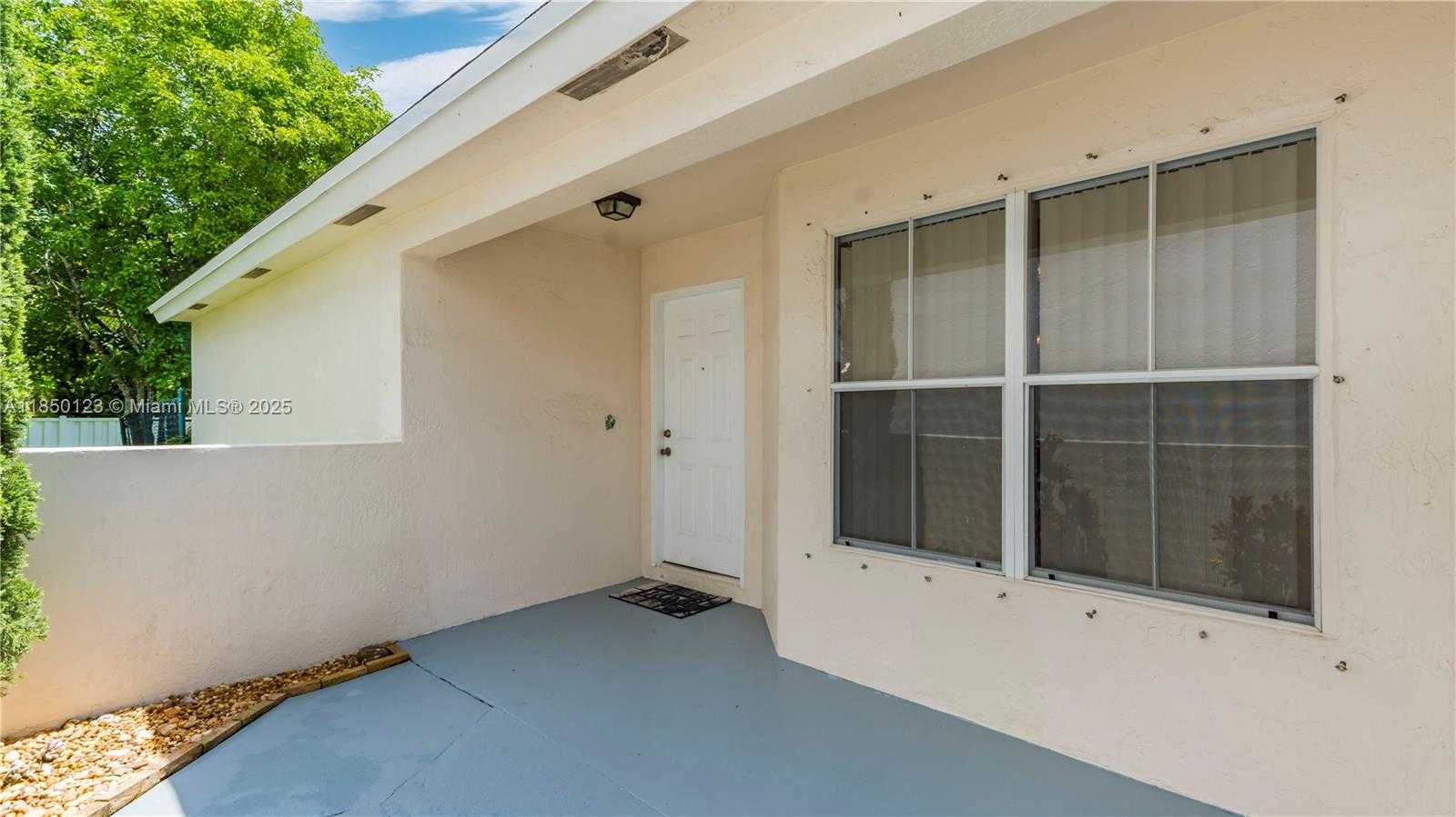 Small Image of 301 NORTH WEST 207TH AVE, Pembroke Pines Number 20