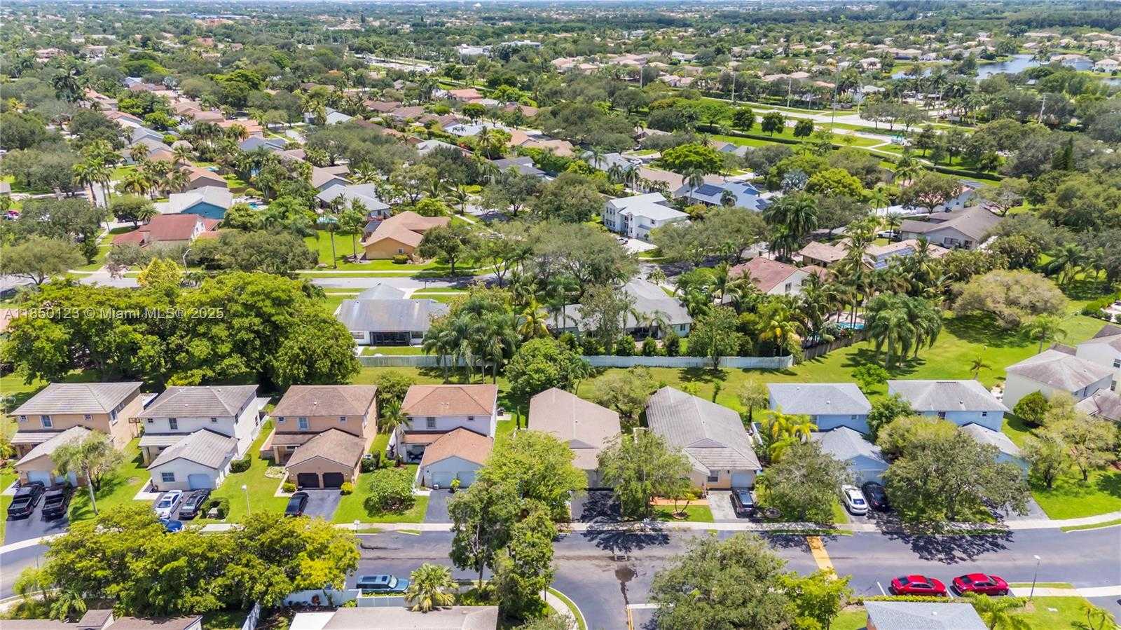 Small Image of 301 NORTH WEST 207TH AVE, Pembroke Pines Number 32