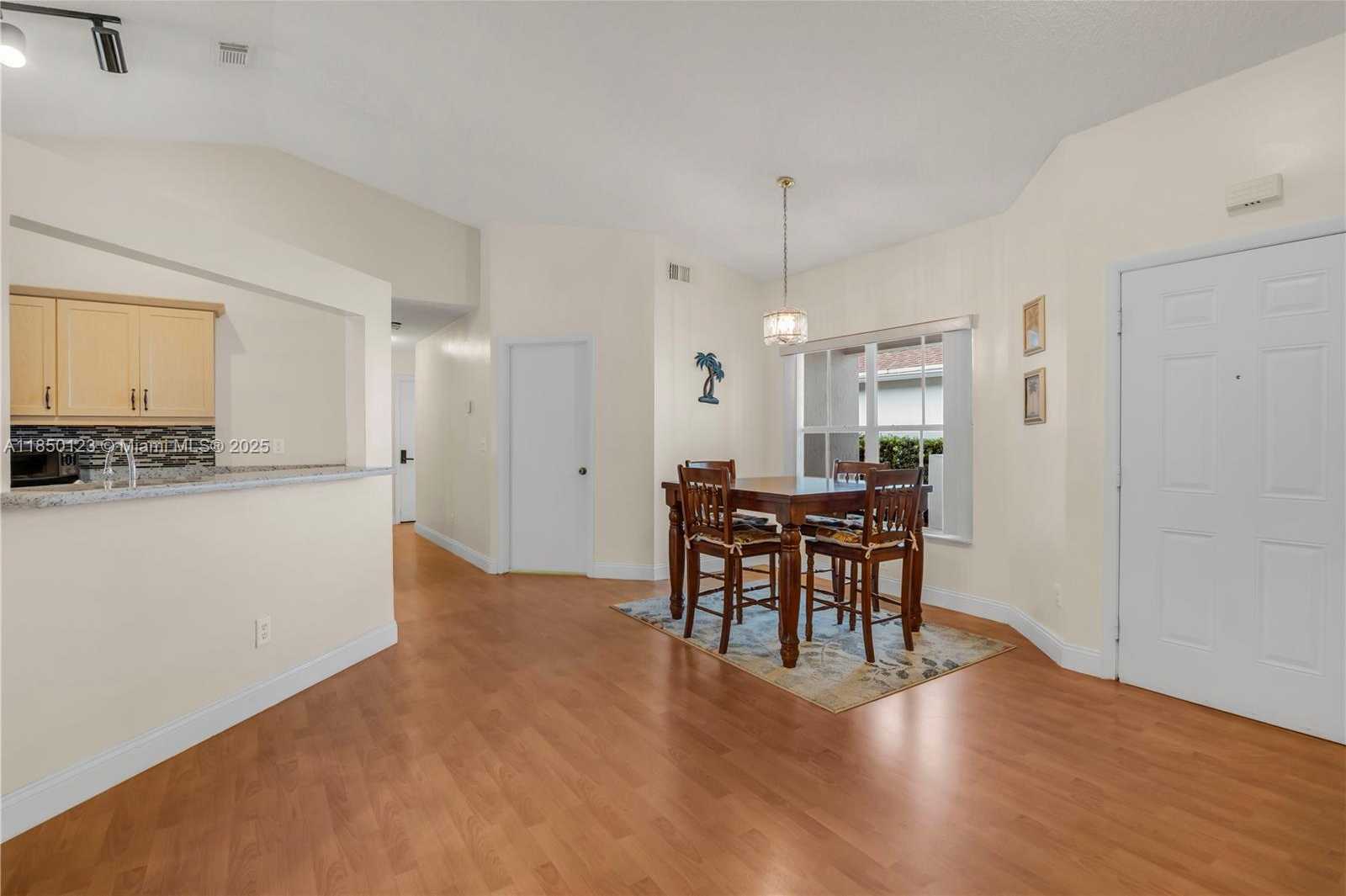 Small Image of 301 NORTH WEST 207TH AVE, Pembroke Pines Number 7