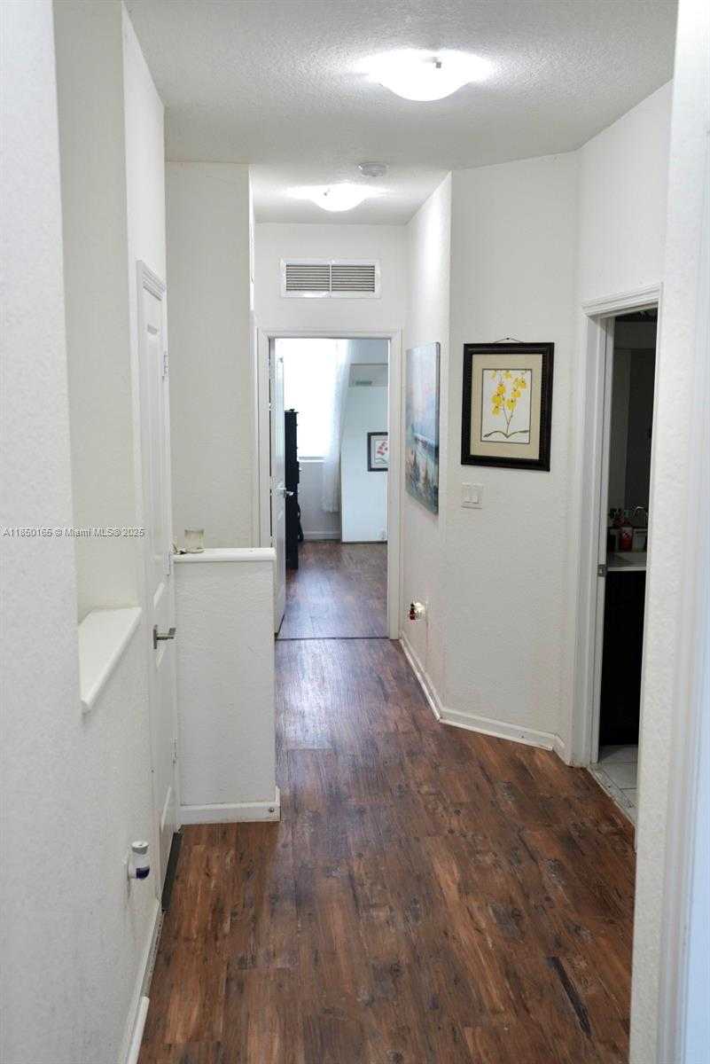 Small Image of 1386 SOUTH EAST 23RD TER, Homestead Number 8