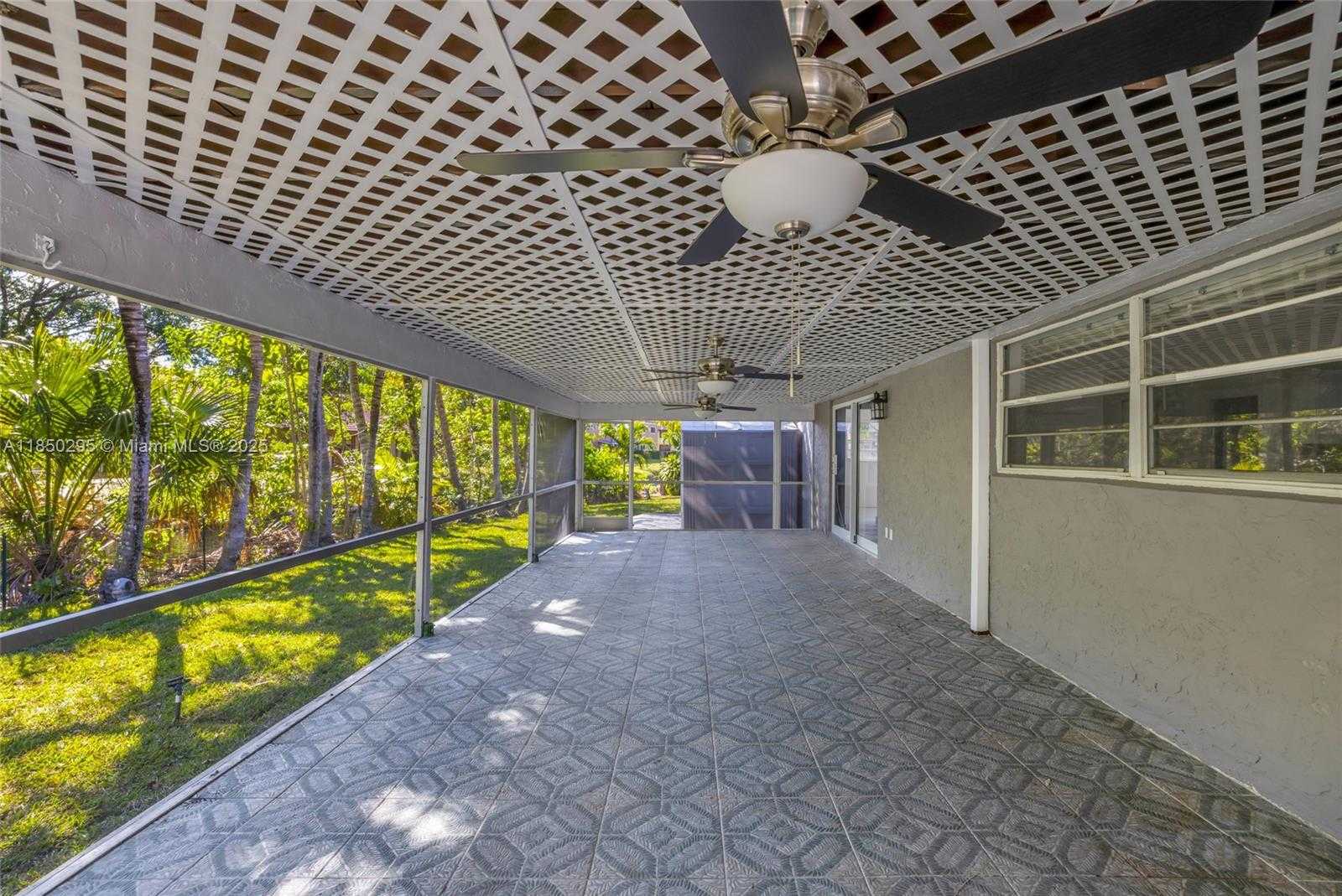 Small Image of 11390 NORTH WEST 37TH ST, Coral Springs Number 32