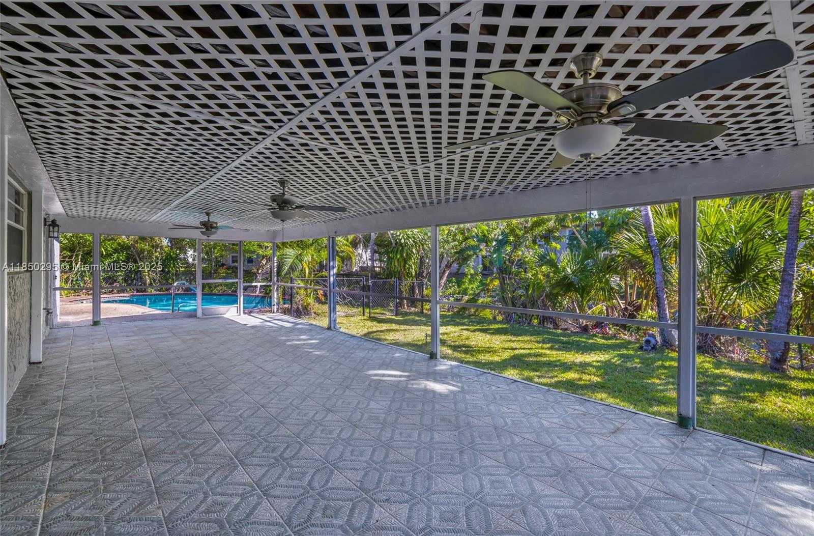 Small Image of 11390 NORTH WEST 37TH ST, Coral Springs Number 33