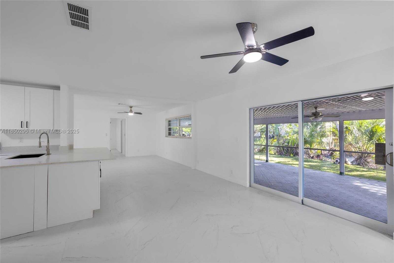 Small Image of 11390 NORTH WEST 37TH ST, Coral Springs Number 8