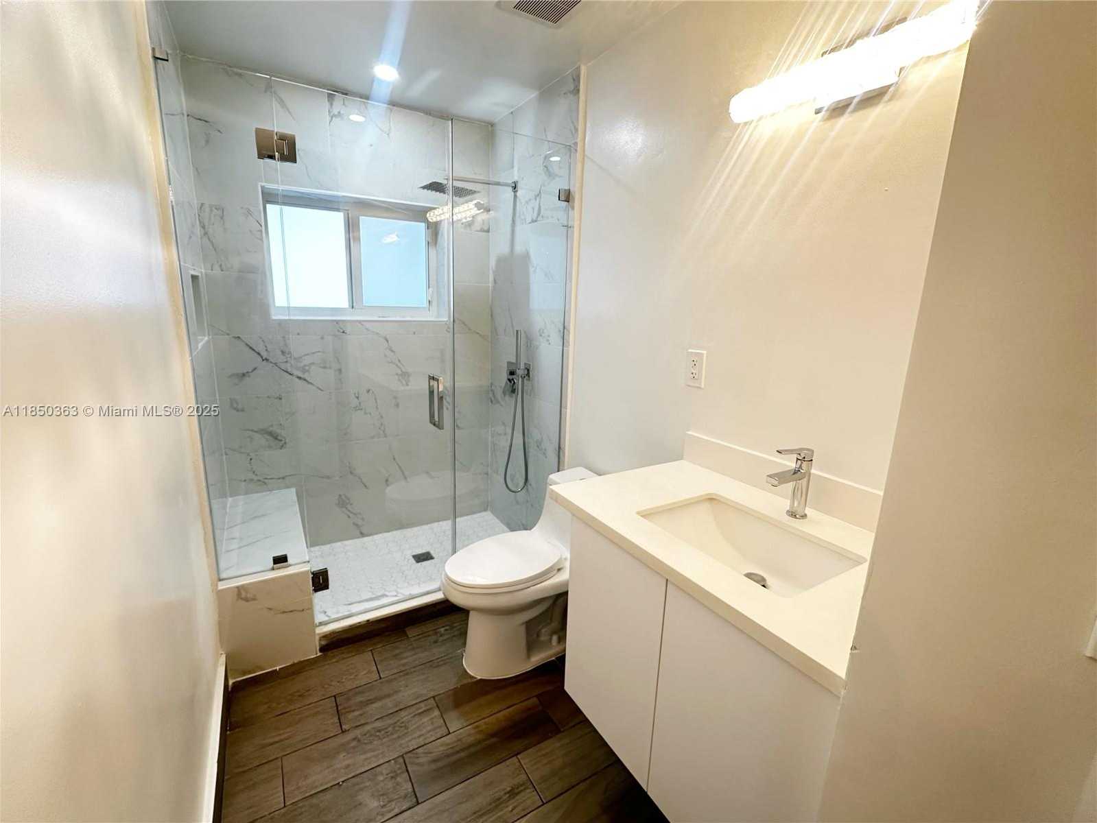 Small Image of 2831 NORTH WEST 189TH ST, Miami Gardens Number 15