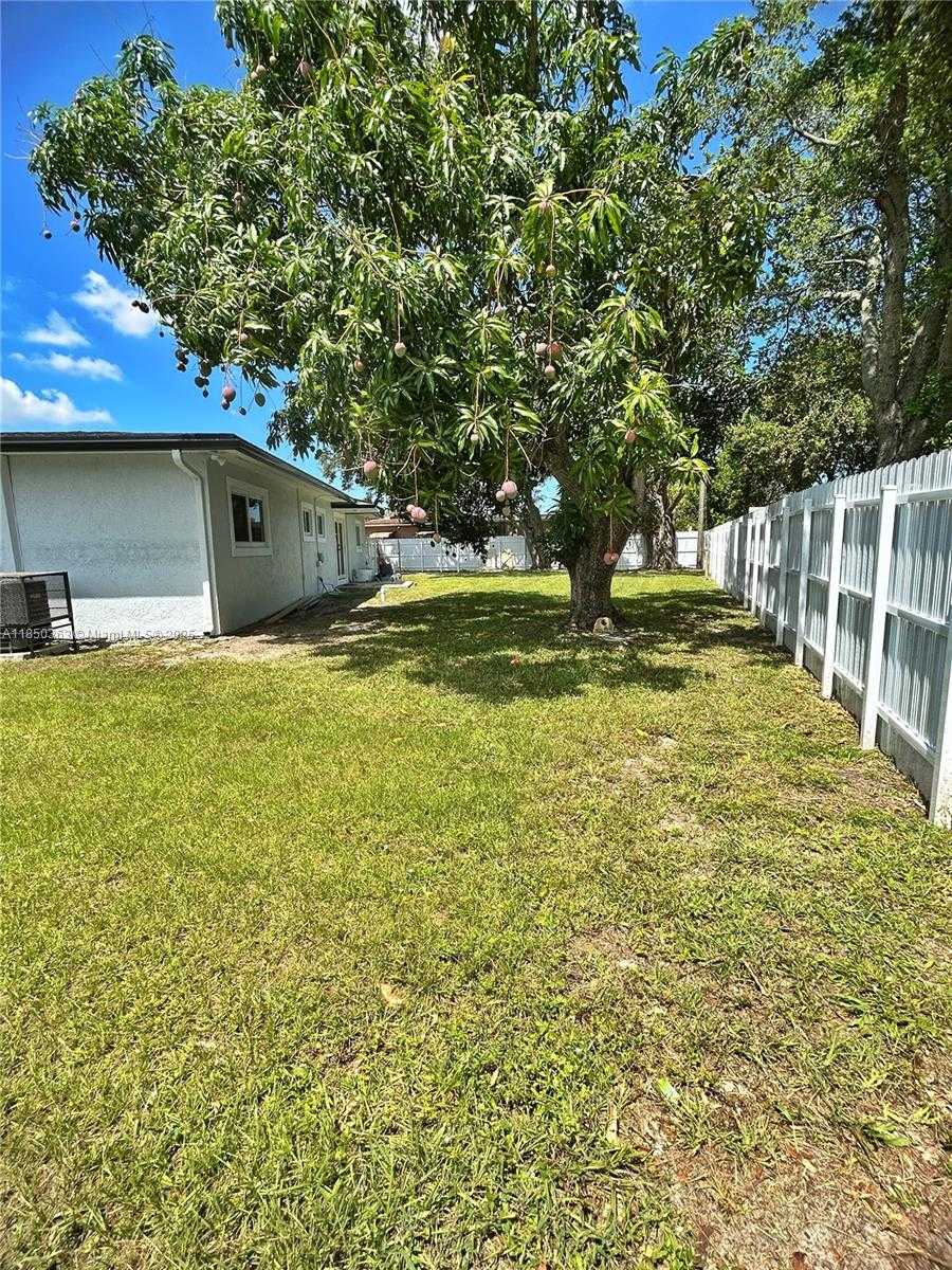 Small Image of 2831 NORTH WEST 189TH ST, Miami Gardens Number 20