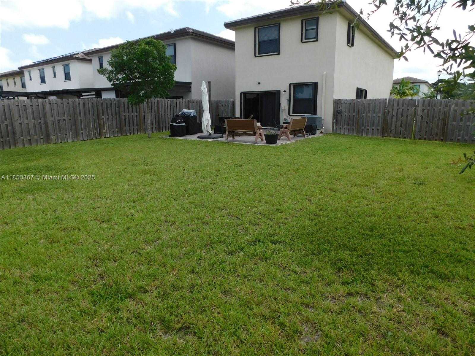 Small Image of 25594 SOUTH WEST 108TH CT, Homestead Number 14