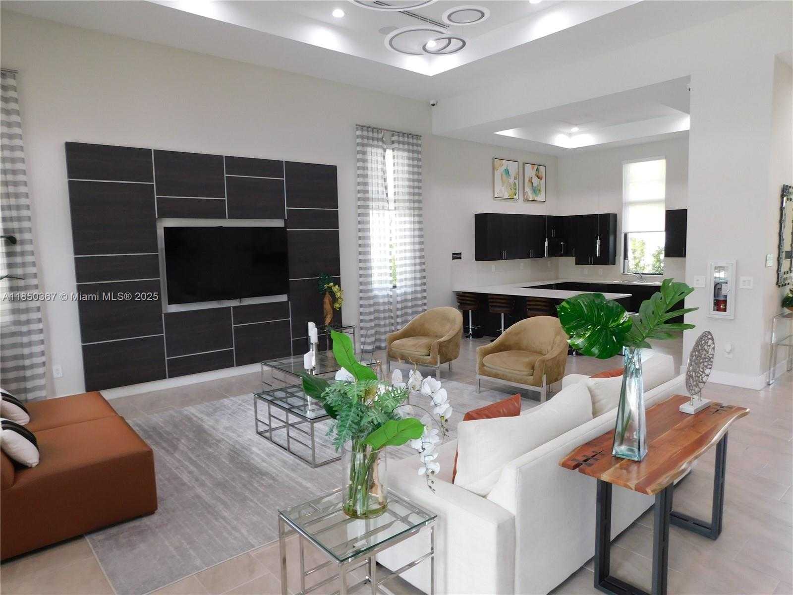 Small Image of 25594 SOUTH WEST 108TH CT, Homestead Number 21