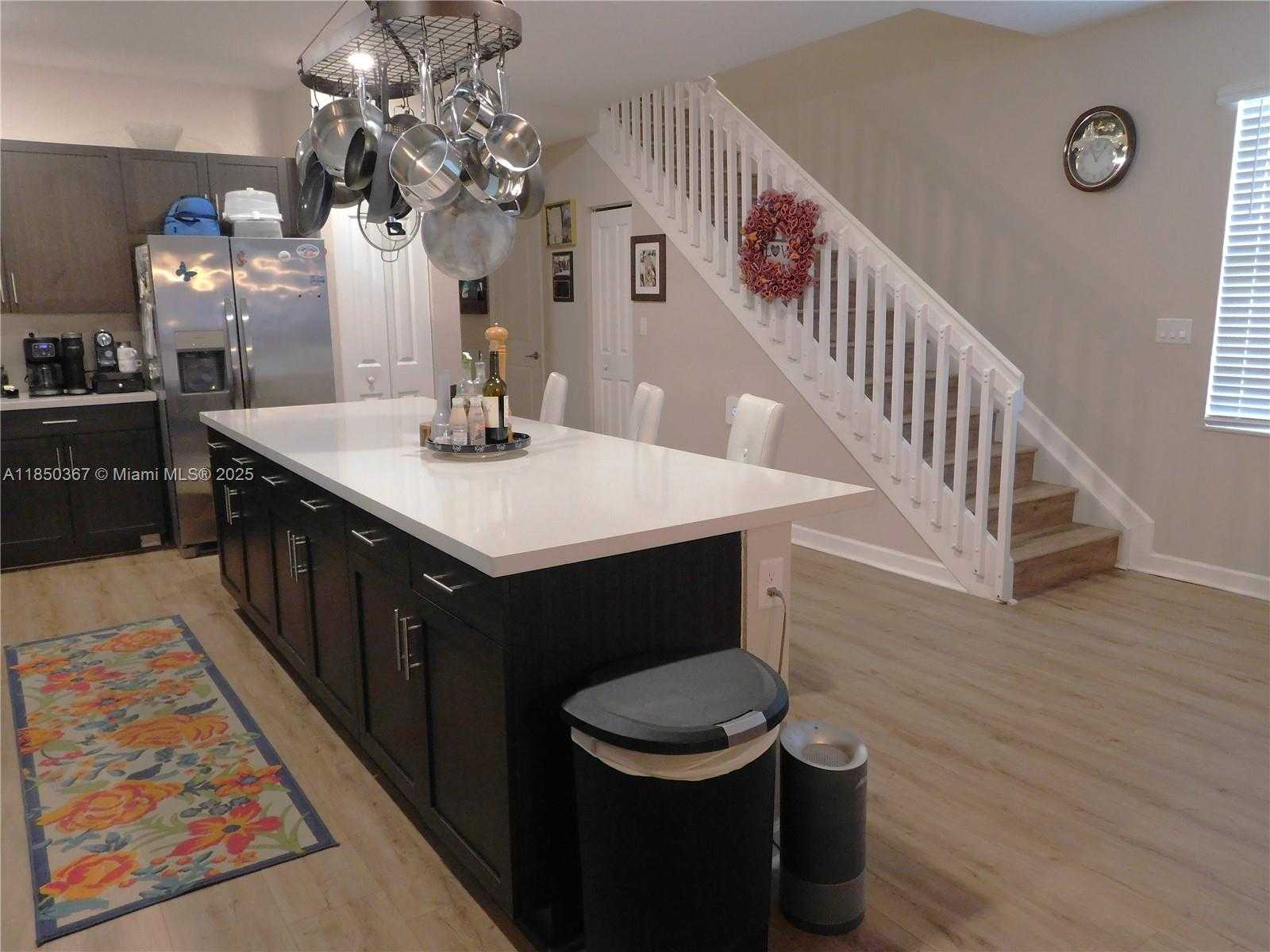 Small Image of 25594 SOUTH WEST 108TH CT, Homestead Number 4