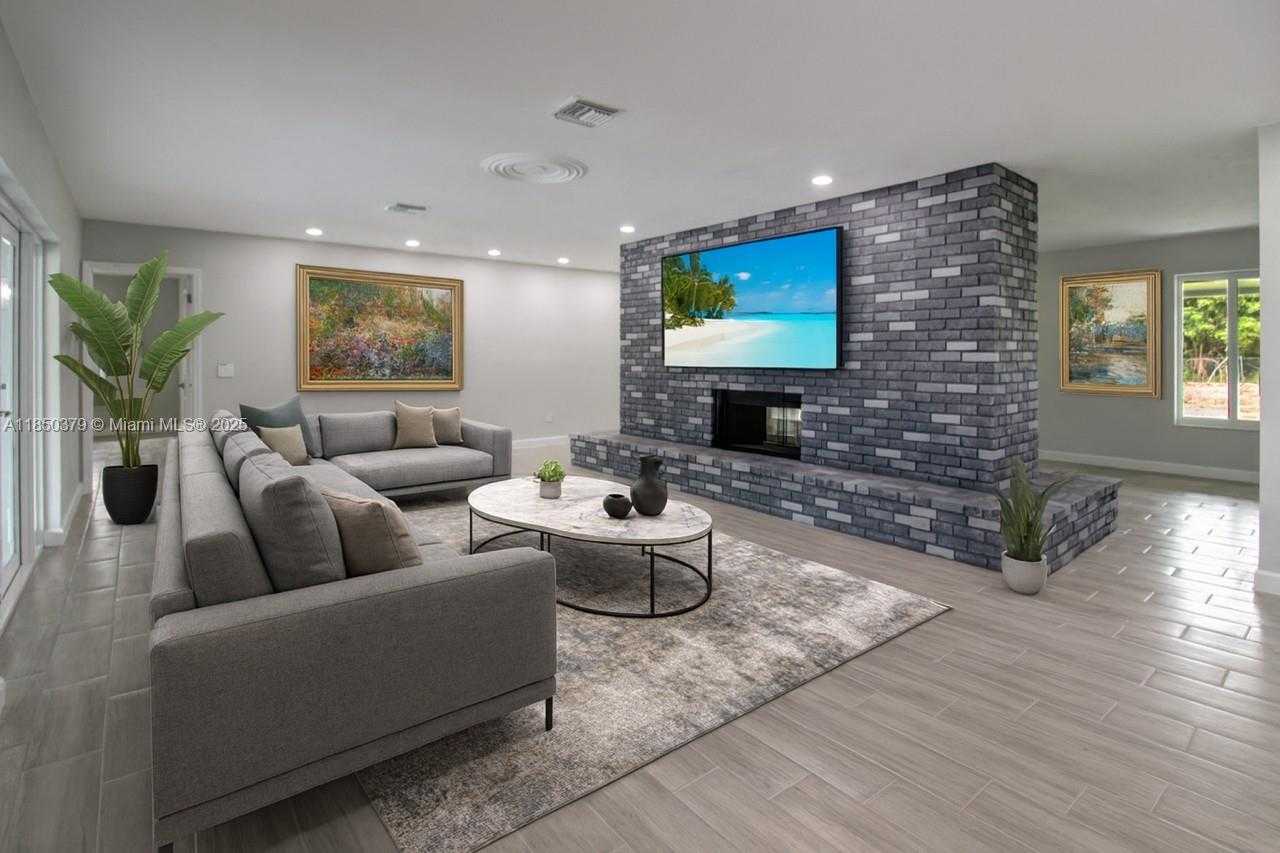 Small Image of 14450 SOUTH WEST 188TH ST, Miami Number 12