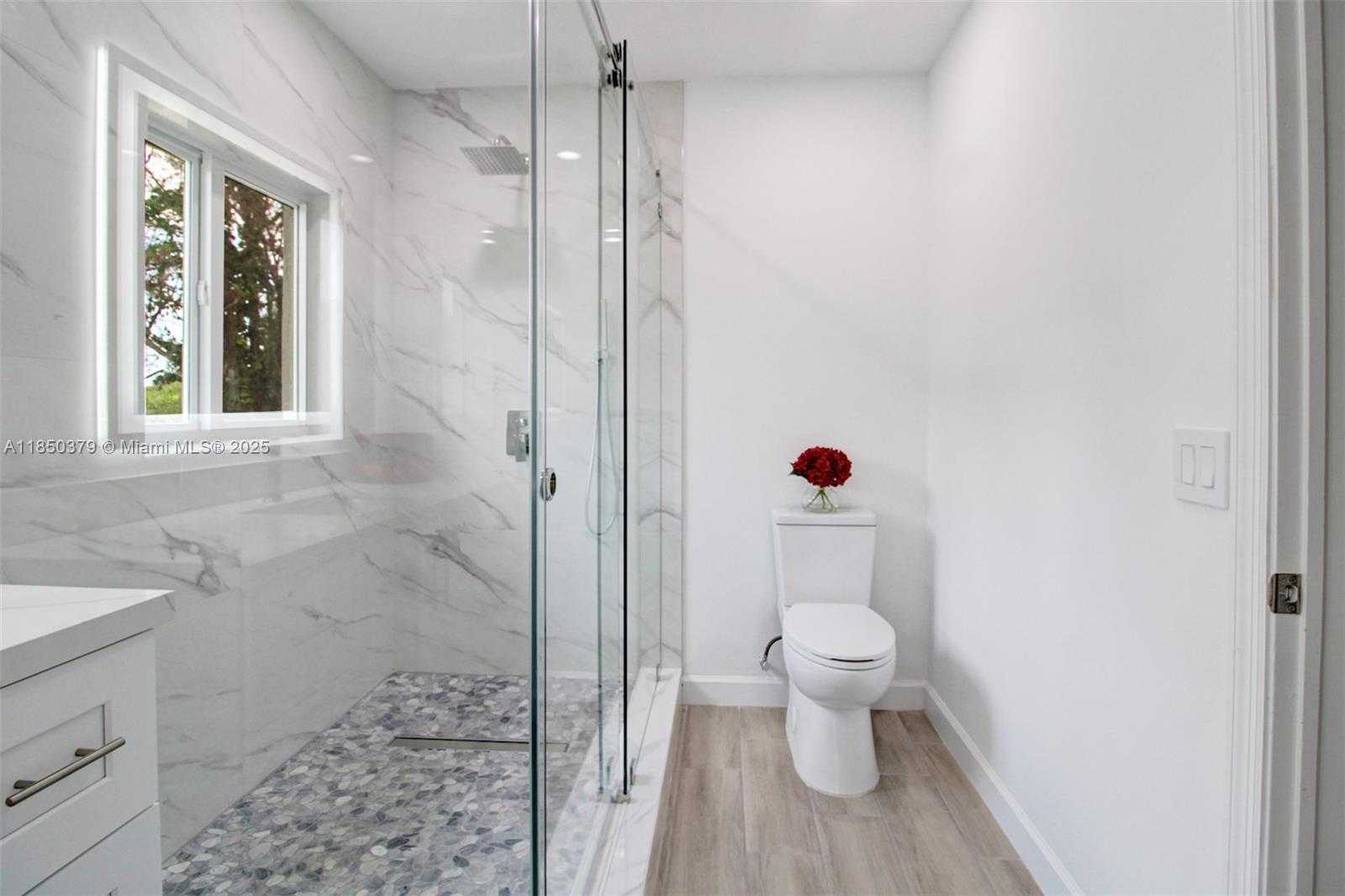 Small Image of 14450 SOUTH WEST 188TH ST, Miami Number 18