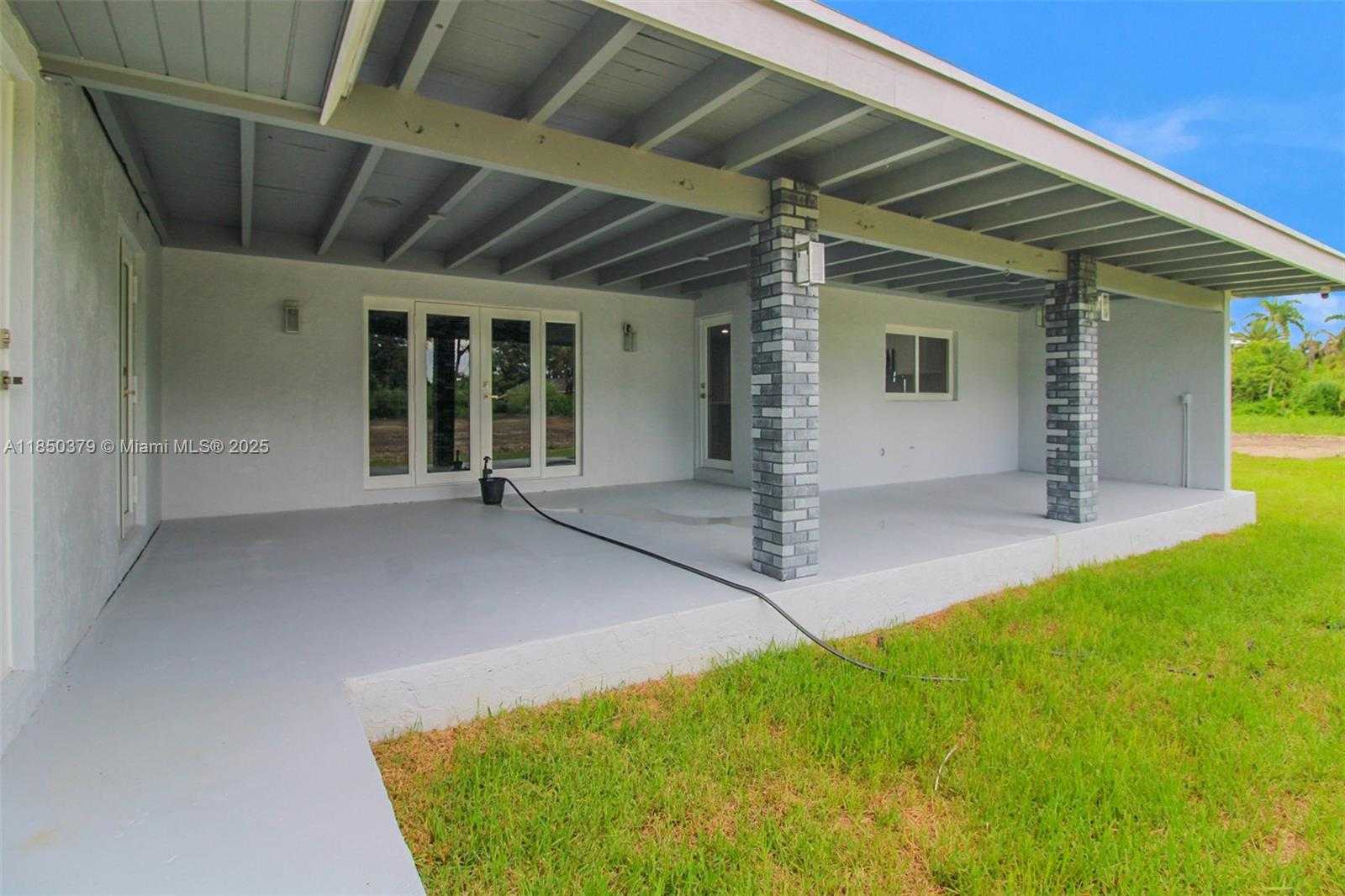 Small Image of 14450 SOUTH WEST 188TH ST, Miami Number 5