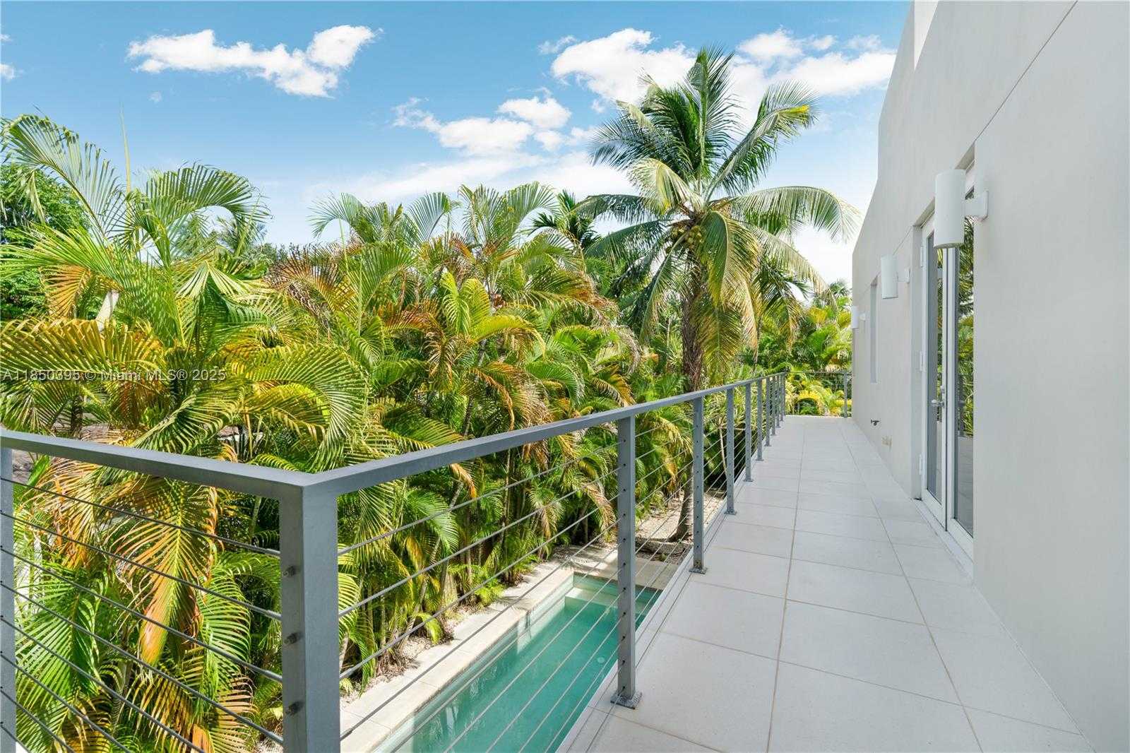 Small Image of 4050 HARDIE AVE, Miami Number 45