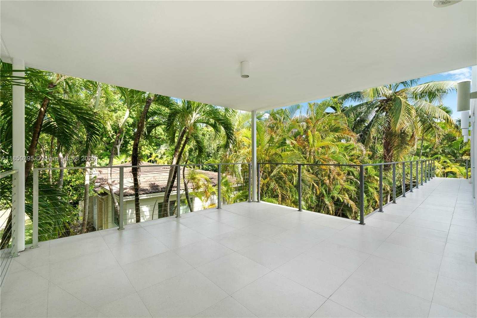 Small Image of 4050 HARDIE AVE, Miami Number 48