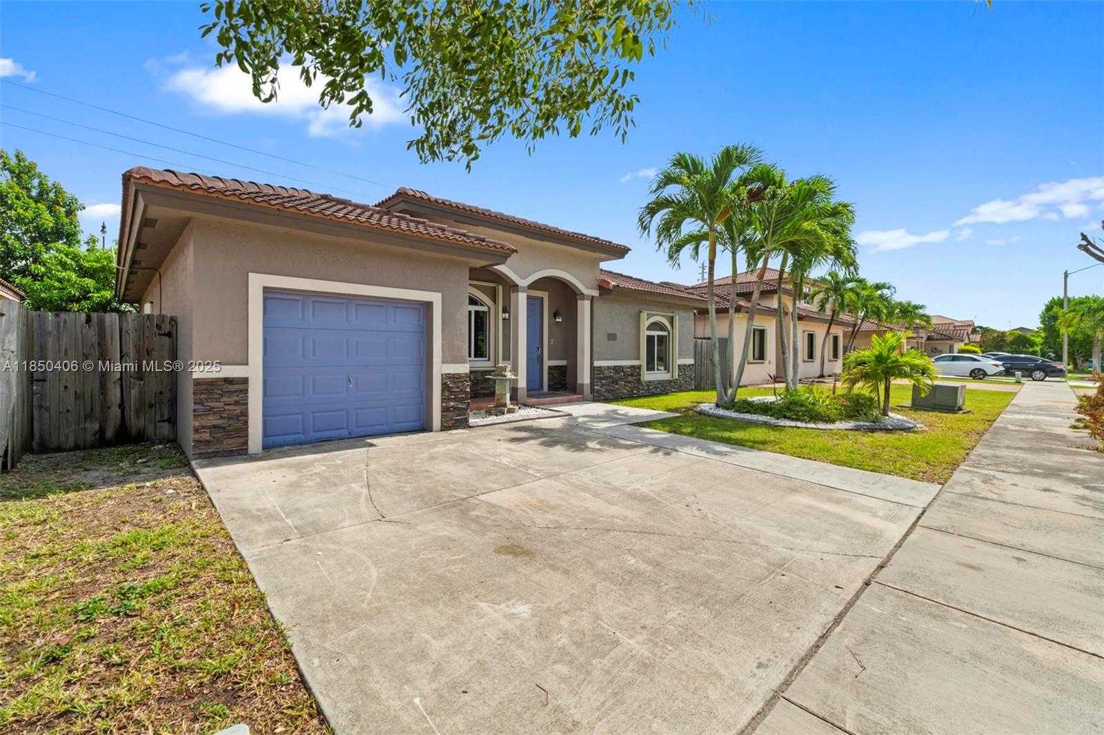 Small Image of 13383 SOUTH WEST 268TH TER, Homestead Number 3