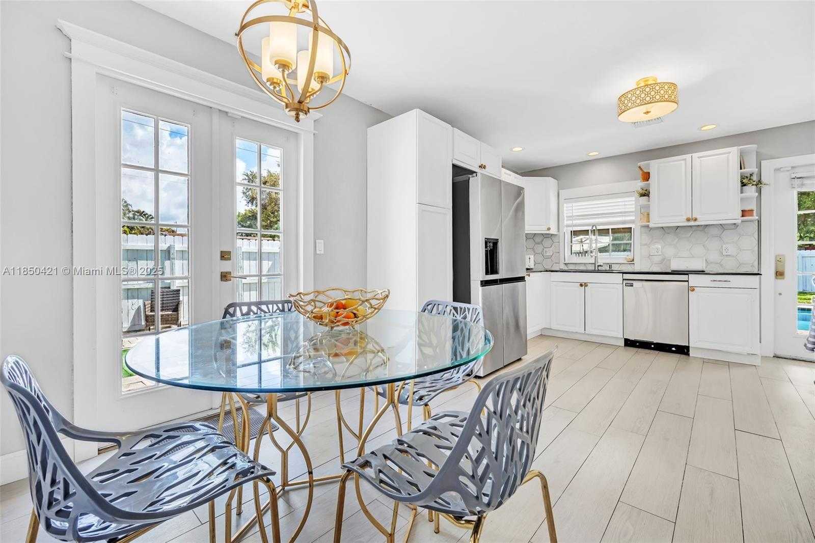 Small Image of 2221 NORTH 43RD AVE, Hollywood Number 11