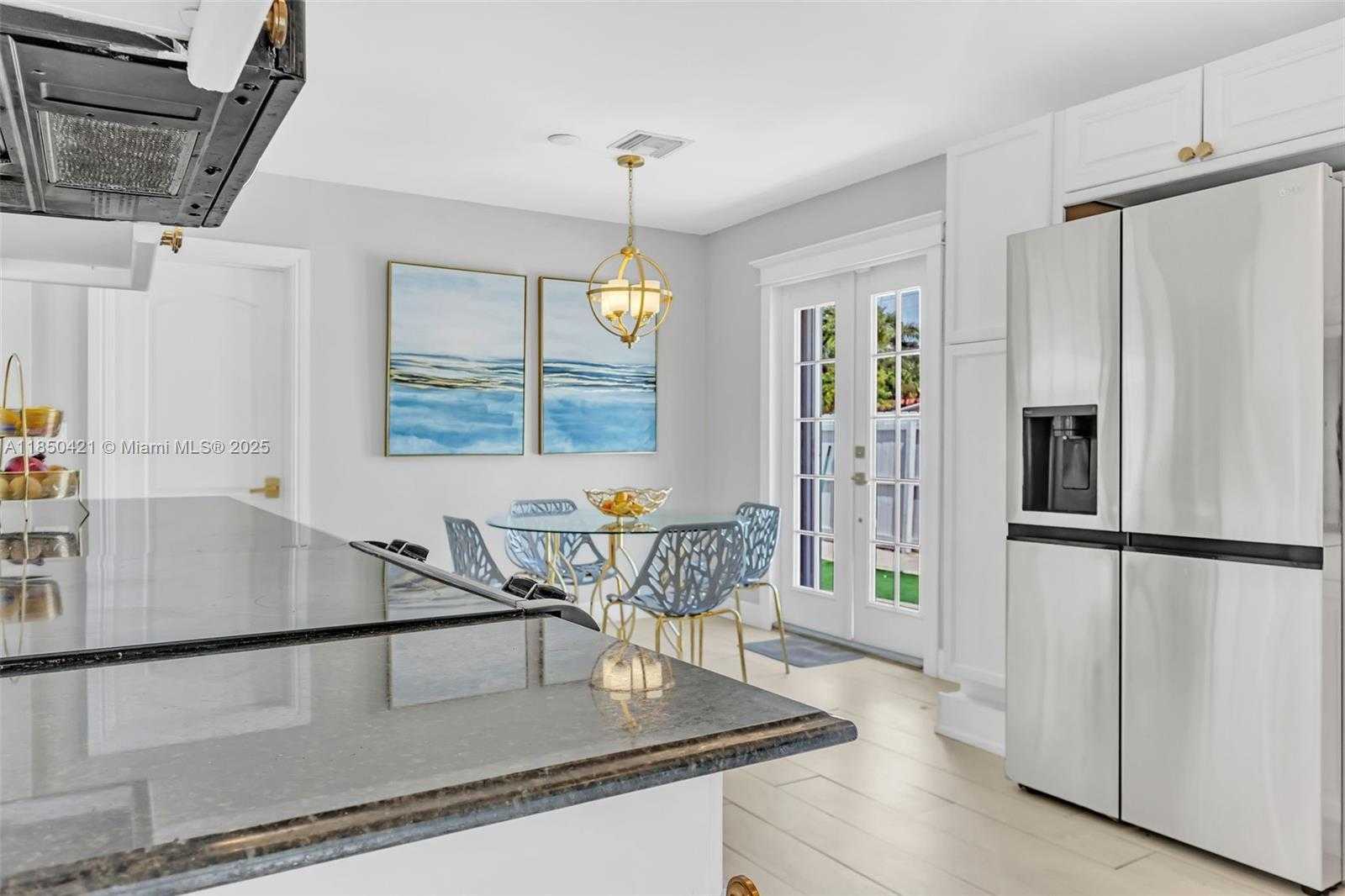 Small Image of 2221 NORTH 43RD AVE, Hollywood Number 16