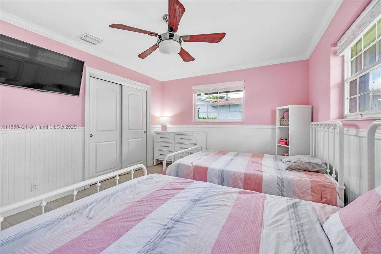 Small Image of 2221 NORTH 43RD AVE, Hollywood Number 22
